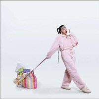 Unconventional Holiday Campaigns Image 6