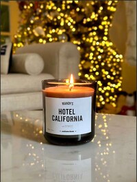 Collaborative Spa-Like Candles Image 1