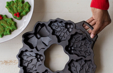 Wreath-Shaped Cast-Iron Cookware