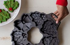 Wreath-Shaped Cast-Iron Cookware