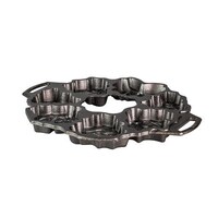 Wreath-Shaped Cast-Iron Cookware Image 2