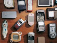 Nostalgic Cellphone Digital Devices Image 2