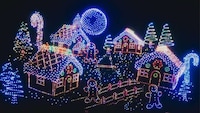 Drone-Created Gingerbread Light Shows Image 1