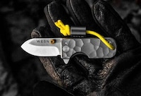 Landscape-Honoring Pocket Knives Image 1