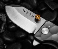 Landscape-Honoring Pocket Knives Image 4