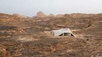 Dessert-Nestled Tent Lookouts Image 1