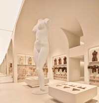 Stone Facade Premium Retailers Image 1