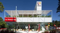 Prefabricated Ice Cream Shops Image 3