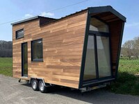 Custom Artisanal Compact Homes Image 4