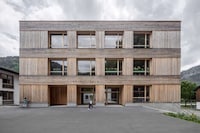 Cuboidal Primary School Structures Image 3