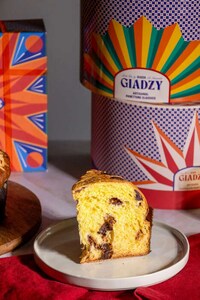 Seasonal Celebrity Chef Cakes Image 3