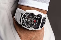 Fiberglass-Infused Woven Ceramic Watches Image 3