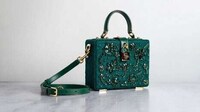 Haute Holiday Purse Designs Image 1