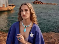 Ultra-Extravagant Jewelry Capsules Image 2