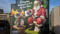 Quirky Santa Murals Image 1