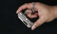 Micro-Sized Titanium Pocket Knives Image 2