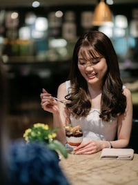 Holiday-Ready Upscale Dining Experiences Image 4