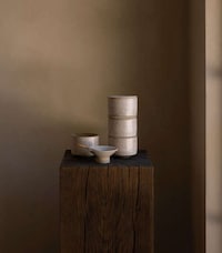 Modern Antiquity Ceramic Capsules Image 1