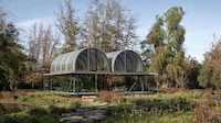 Vaulted Glass Roofed Greenhouses Image 4