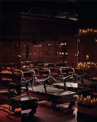 Heated Pilates Classes Image 3