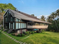 Sea-Facing Mass-Timber Houses Image 1