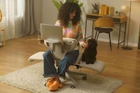 Adjustable Workstation Chair Designs Image 4