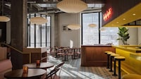 Irregularly Shaped Restaurants Image 4