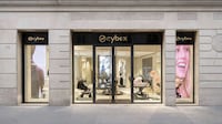 Monochrome Parisian Flagship Stores Image 3