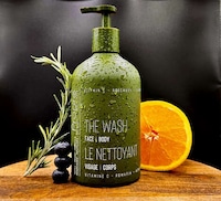 Coconut-Based Exfoliating Cleansers Image 1