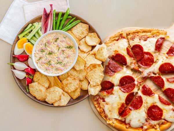 Cauliflower Crust Pizzas Image 2