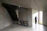 Staggered Floor Modern Residences Image 2