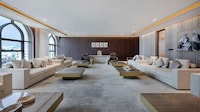 Traditional Contemporary Designed Courts Image 2
