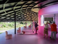 Fly Saucer-Shaped Structural Buildings Image 4