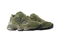 Militaristic Green Lifestyle Sneakers Image 2