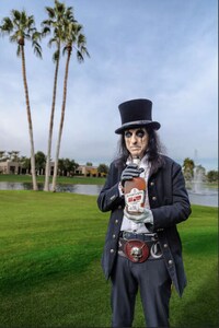 Rebellious Non-Alcoholic Whiskey Image 1