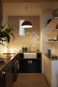 Nostalgic 70s-Inspired Apartments Image 2