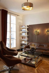 Nostalgic 70s-Inspired Apartments Image 4