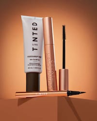 Inclusive Eye-Makeup Collections Image 2