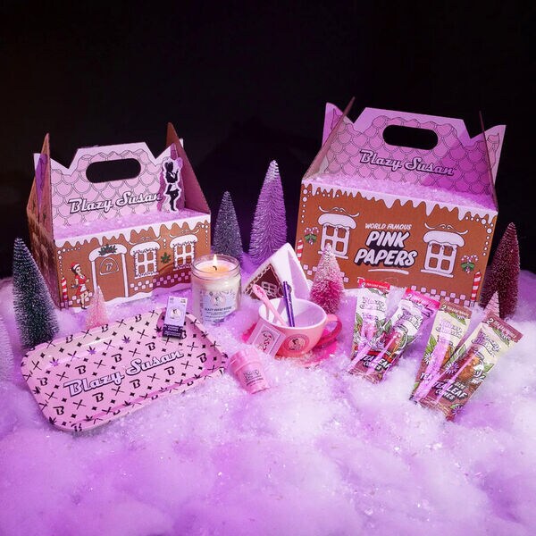 Romantic Cannabis-Focused Boxes Image 2