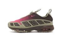 Pink Gradient Zipped Sneakers Image 2