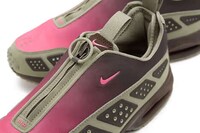 Pink Gradient Zipped Sneakers Image 5