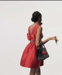 Pop Star-Approved Valentine's Campaigns Image 7