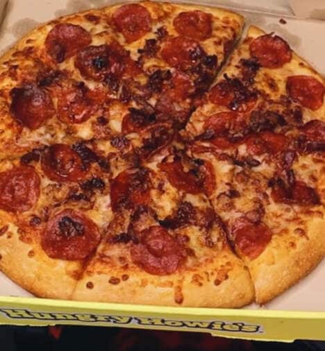 Chili Cheese Pizza Crusts