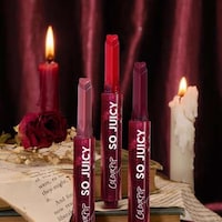Dark-Romance-Inspired Makeup Capsules Image 4
