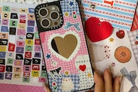 Craft-Aesthetic Tech Accessories Image 2