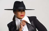 Women-Focused Cigar Campaigns Image 1