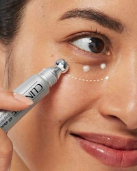 Depuffing Compact Eye Serums