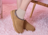 Valentine's Day-Themed Footwear Campaigns Image 6