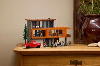 Novel-Inspired Puzzle Houses Image 2