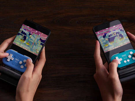 Micro Smartphone Gamepad Controllers